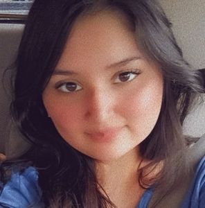 Meet your Posher, Cynthia